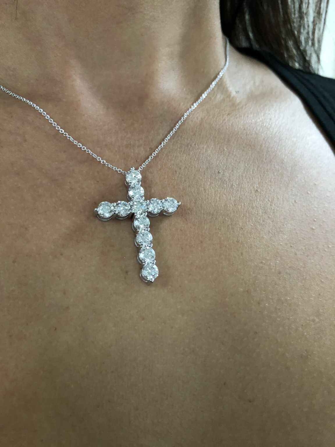 18ct White Gold Diamond Cross Pendant On An 18ct White Gold Chain Cerrone