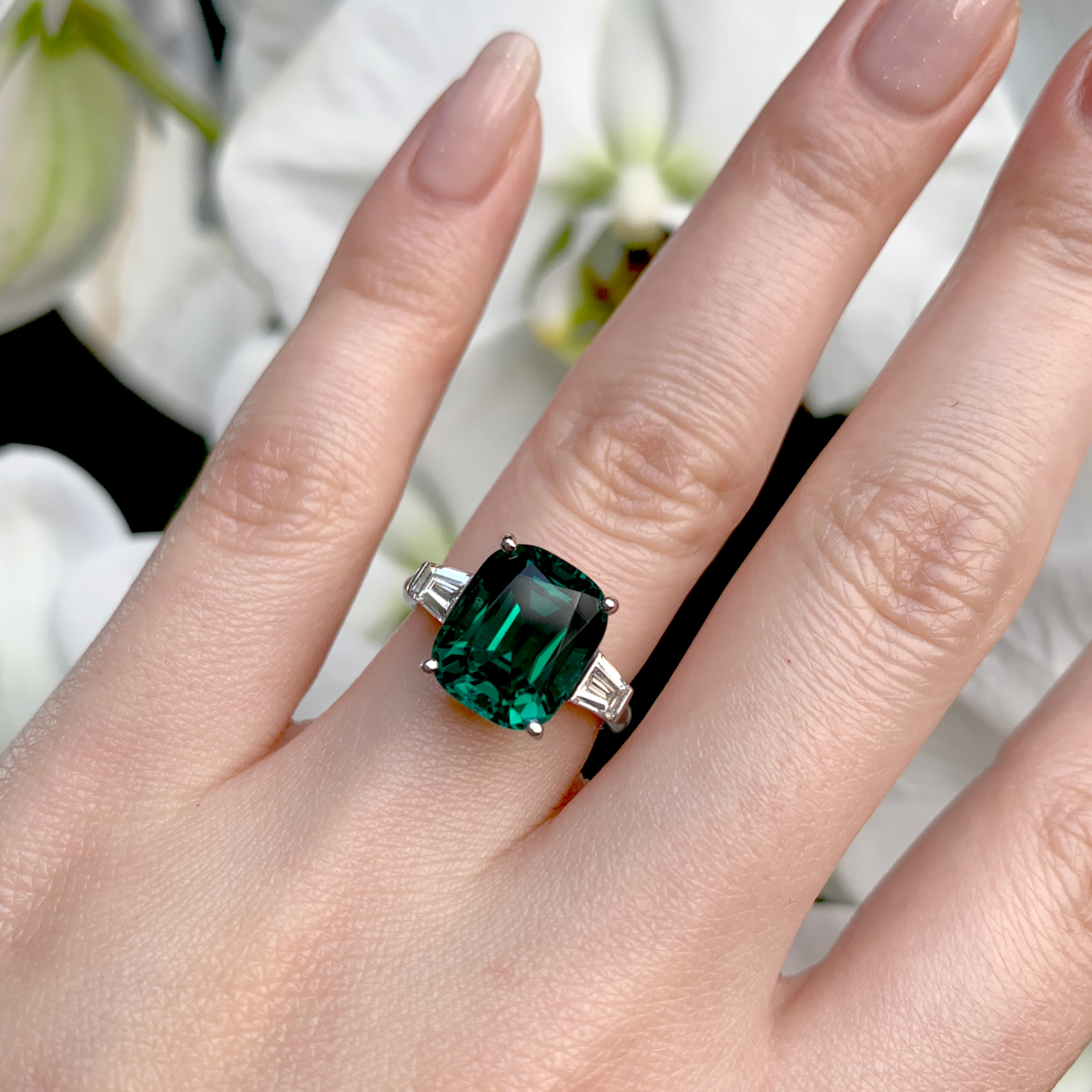 diamond and green tourmaline ring