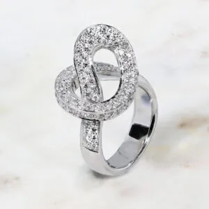 18ct white gold diamond ring