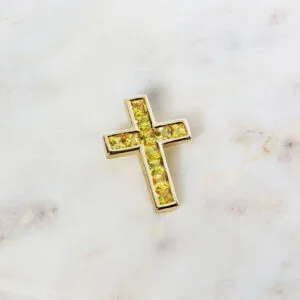 18ct yellow gold princess cut sapphire cross pendant