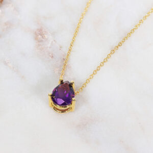 18ct yellow gold pear shape amethyst claw set necklace