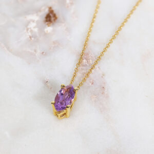 18ct yellow gold marquise shape amethyst claw necklace