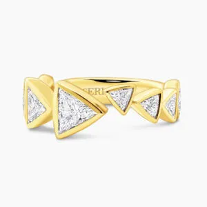 18ct yellow gold trilliant cut diamond bezel set ring