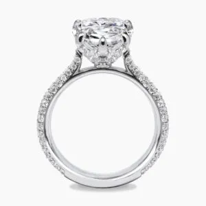 18ct white gold pear shaped diamond ring