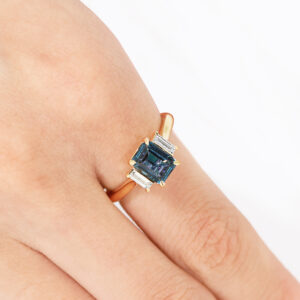 18ct yellow gold emerald cut london blue topaz and diamond ring