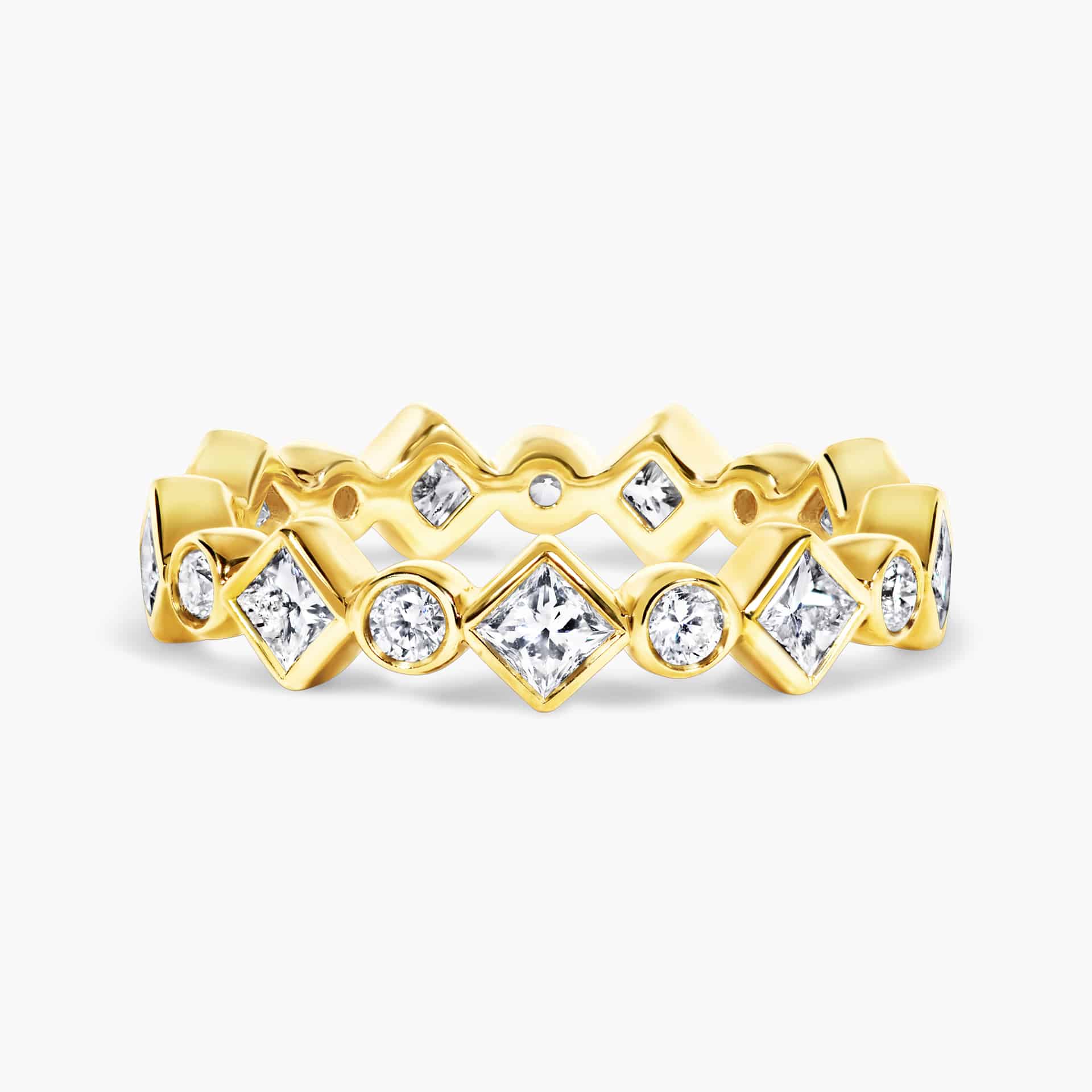 18ct yellow gold full circle round and princess cut diamond ring