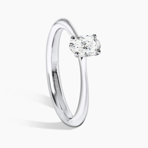 18ct white gold 0.39ct I VS2 oval brilliant cut diamond solitaire ring