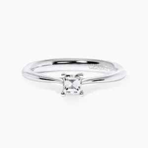 18ct white gold 0.27ct G SI1 carre cut diamond solitaire ring