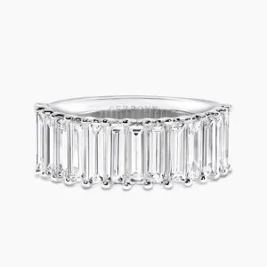 18ct white gold baguette diamond ring