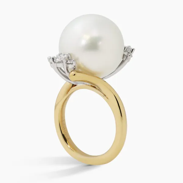 18ct white and yellow gold south sea pearl and diamond ring