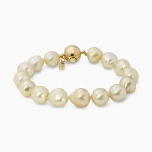 Golden South Sea pearls bracelet