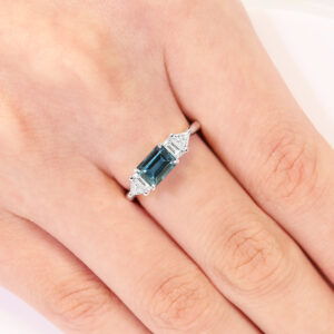 18ct white gold emerald cut London blue topaz and diamond ring