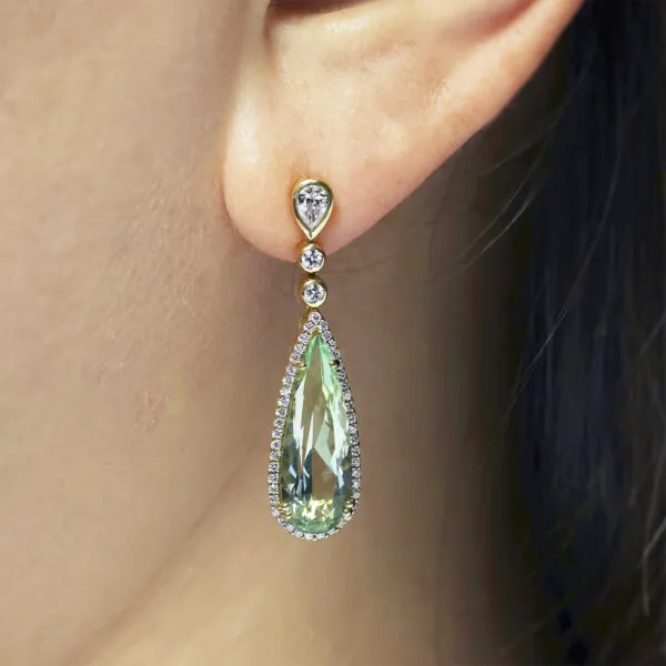 18ct yellow gold pear shaped green amethyst and diamond earrings - Image 2